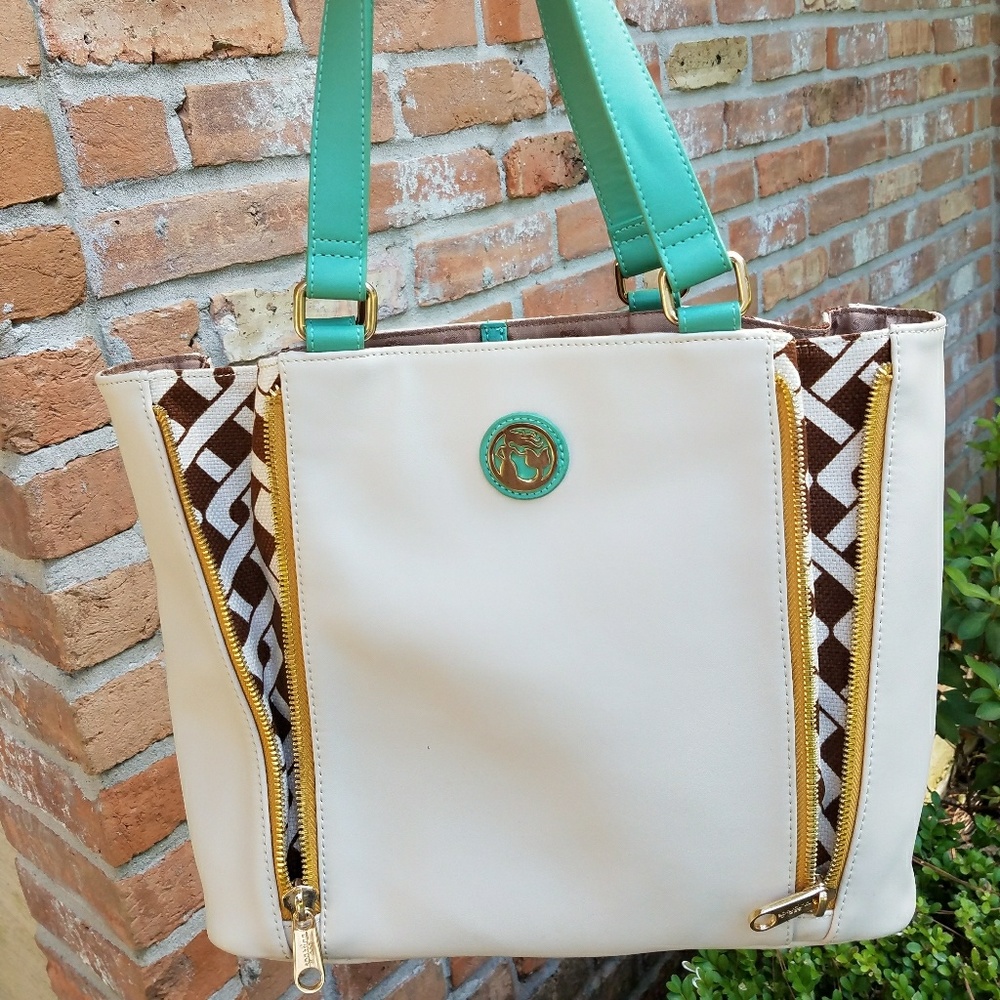 Genuine Spartina Leather Purse.